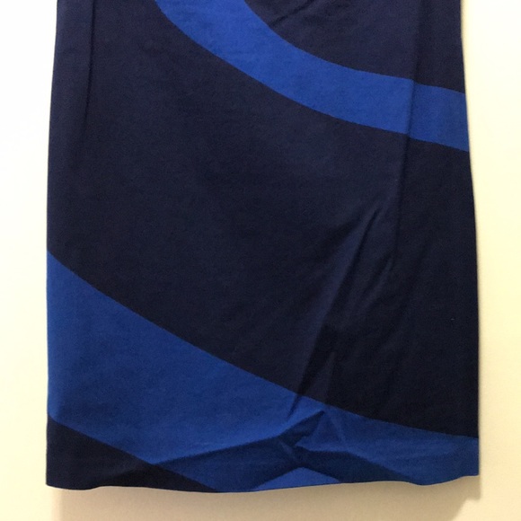 🌺 Bodycon Mini Dress - Picture 3 of 6